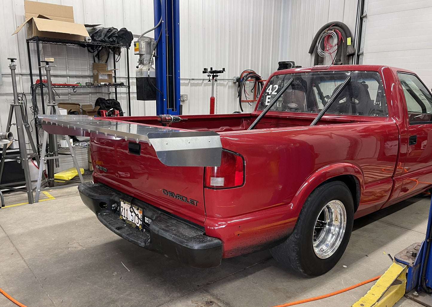 Motion Raceworks 1994-04 2nd Gen S10 / Sonoma 15" Strutless Drag Wing 31-120-Motion Raceworks-Motion Raceworks